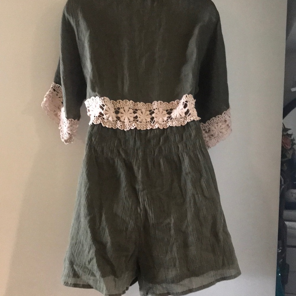 Romper - Picture 5 of 5
